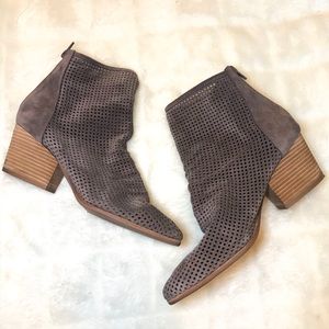 JEFFREY CAMPBELL Jenelle Perforated Booties 9.5